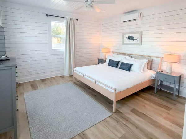 Exclusive Off-Grid Island Retreat in The Bahamas - Luxury Getaway